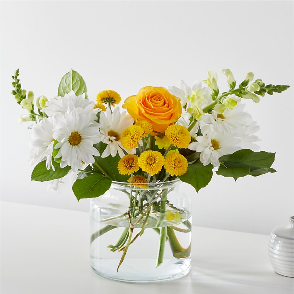 Sun Salutation Bouquet – Foryouflower.com, Tontitown AR