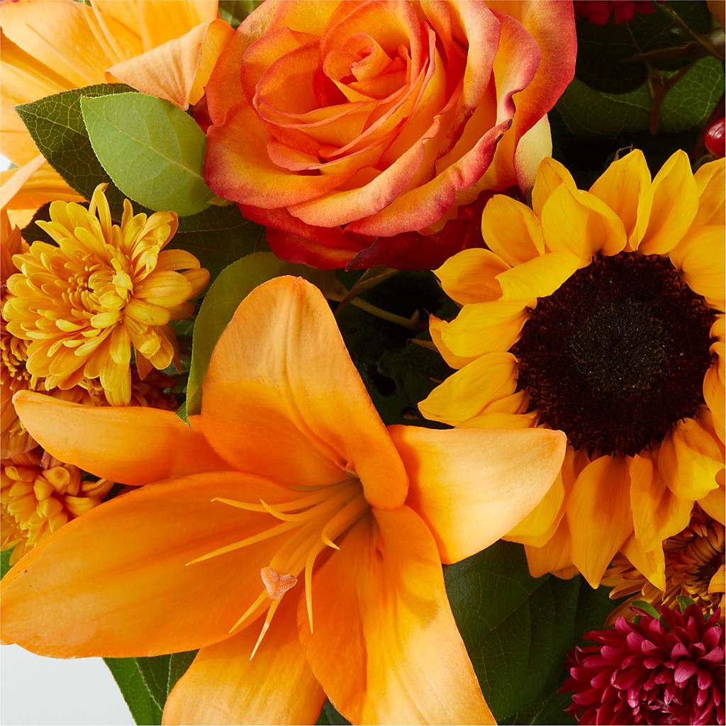 Grateful Centerpiece –  Foryouflower.com, Tontitown AR
