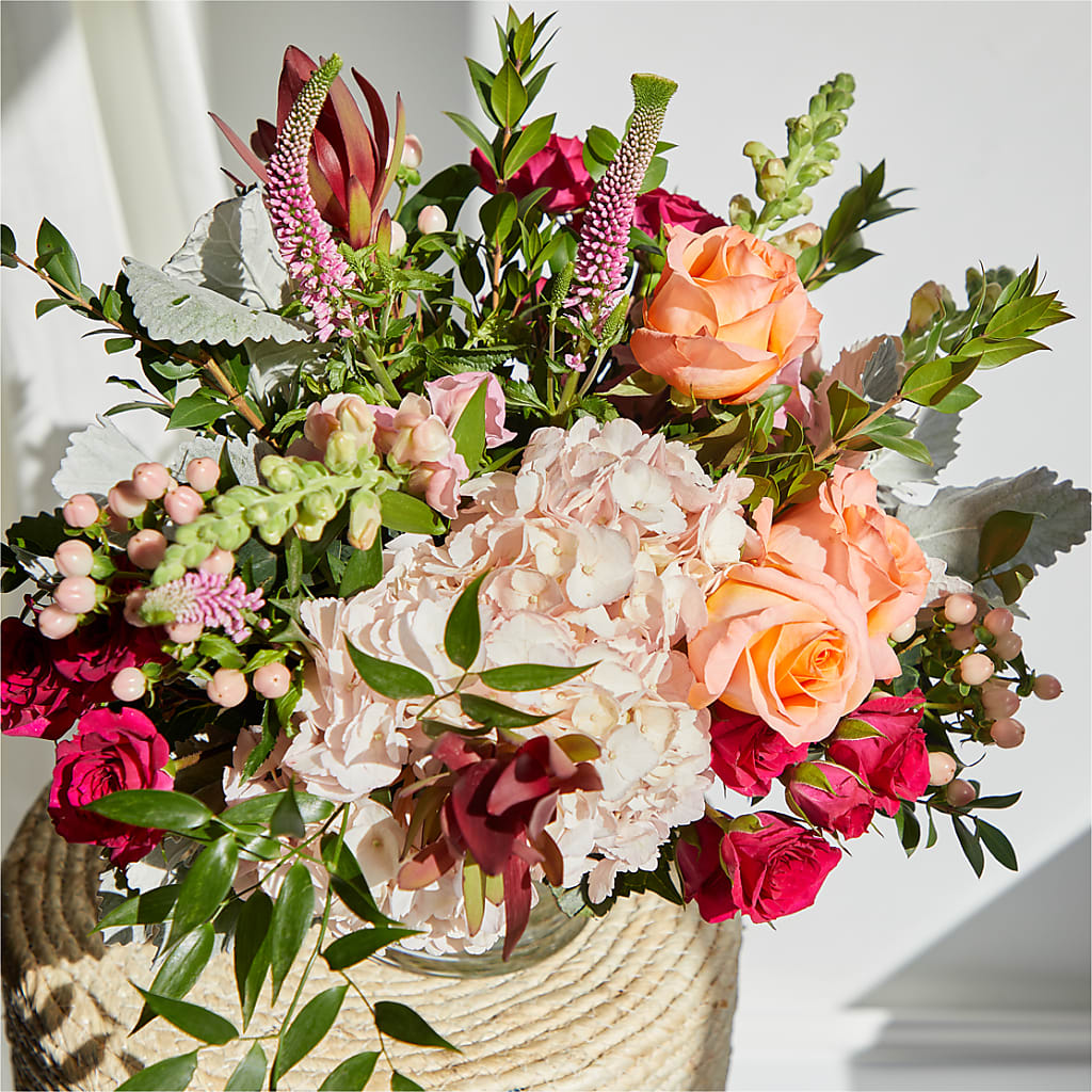 Glitz & Glam Bouquet –  Foryouflower.com, Tontitown AR